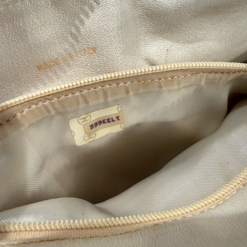 Vintage Chanel Camera Bag White Lambskin Tassel Crossbody 1-Series 24k Gold - Picture 10 of 13